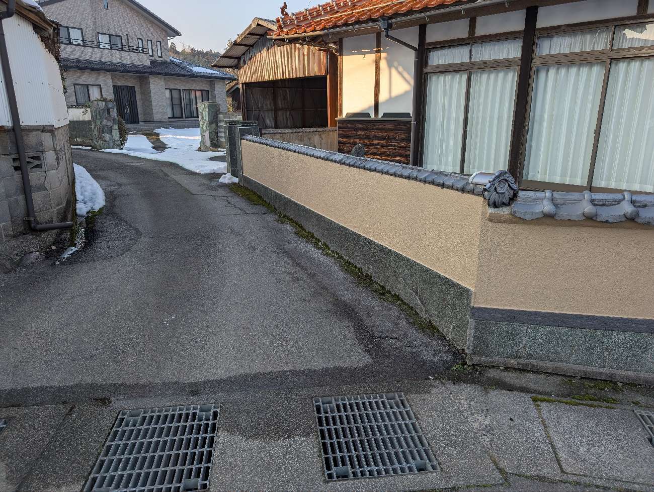 琴浦 塀塗装 2025.02.27 16